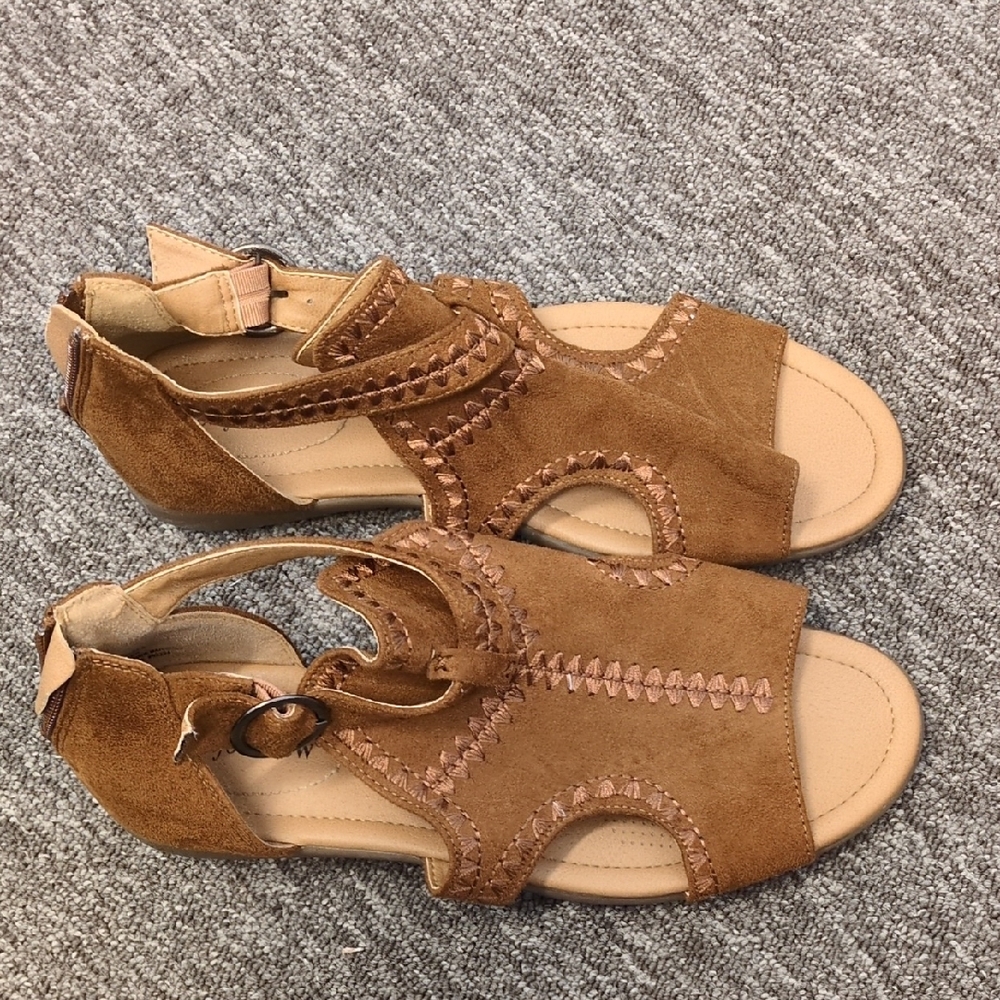 Comfort View Women's Leather Boho Southwestern Chic Sandals Size‎ 9